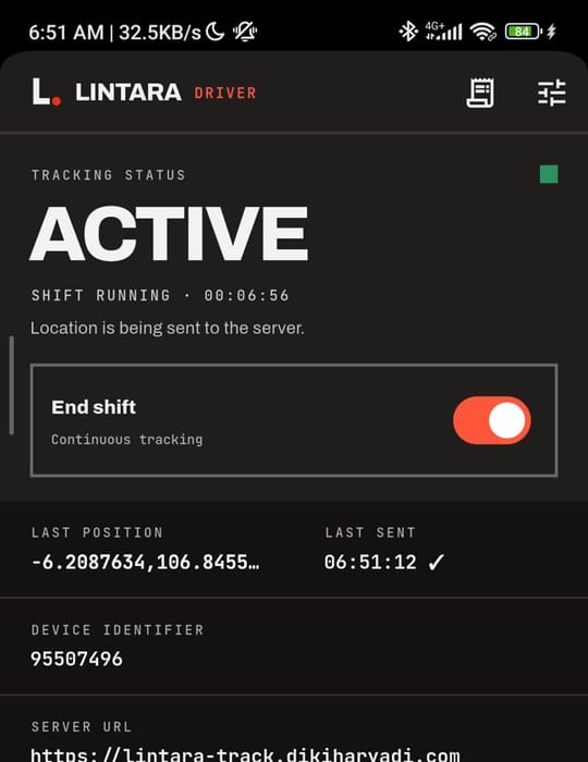 Aplikasi Lintara Driver dengan status pelacakan aktif