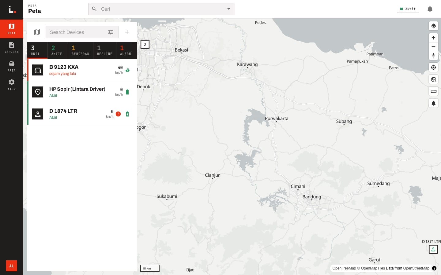 Dashboard peta Lintara menampilkan tiga unit armada dengan status aktif, bergerak, offline, dan alarm di atas peta Jawa Barat
